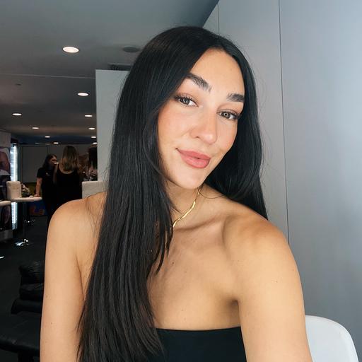Bella Robinson profile image