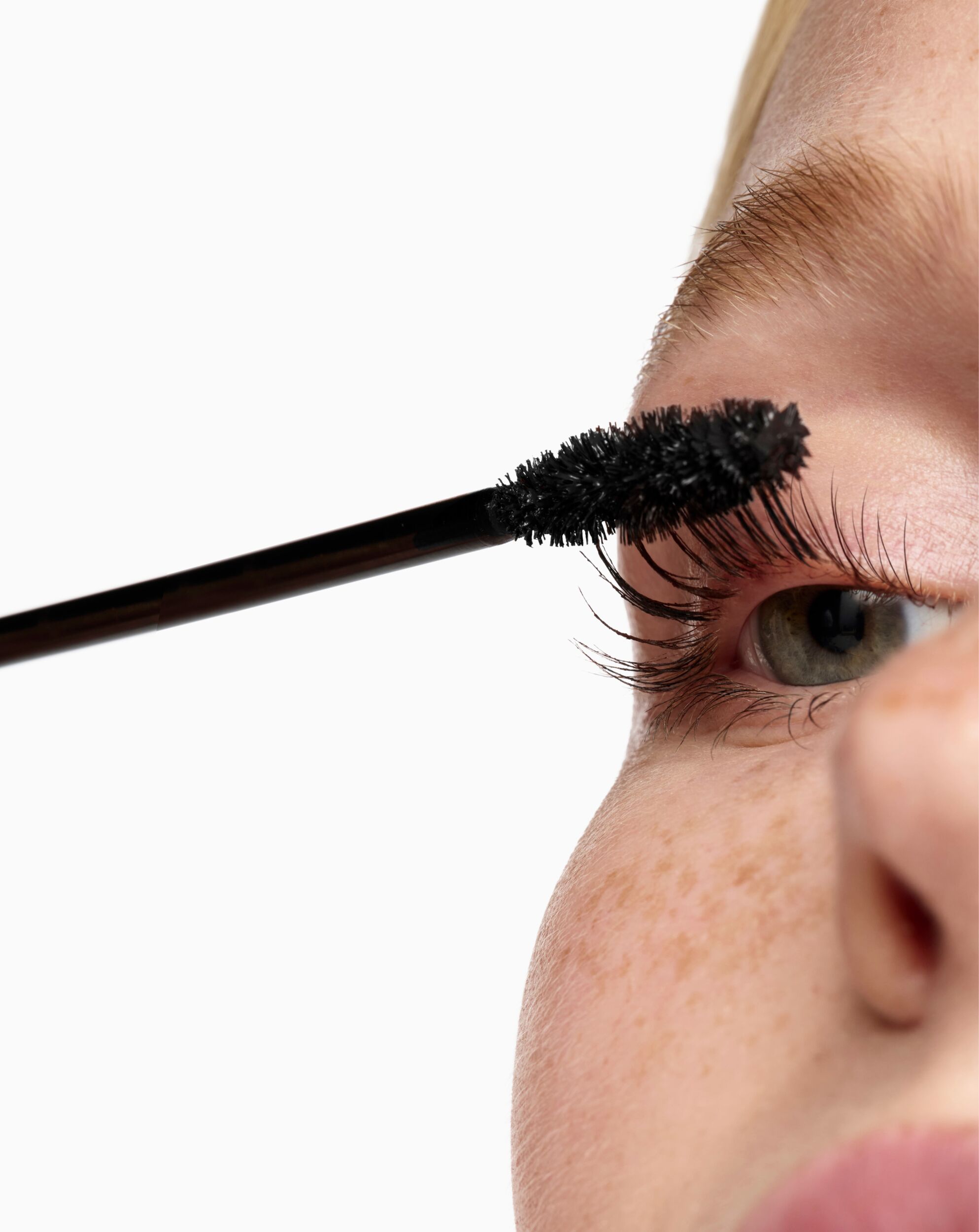 wrapstar-hero-mob.jpg Wrapstar Mascara