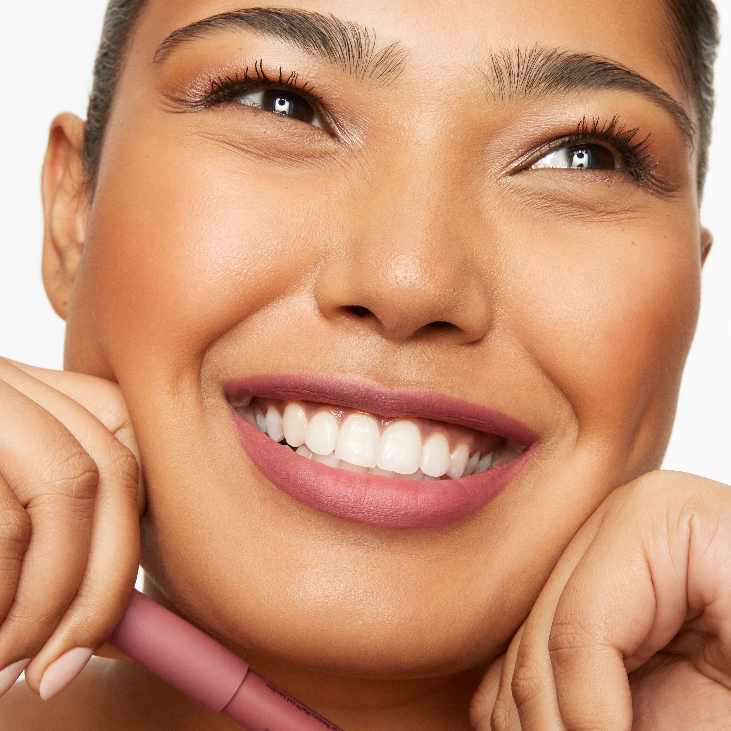 Model: Kaffya Zaman
Agency: MMG Models
Usage: 2 years usage on social channels, website and email 
Shoot date: 07.12.22 
Expiry date: 07.12.24
Photographer: Lucy Kinnen