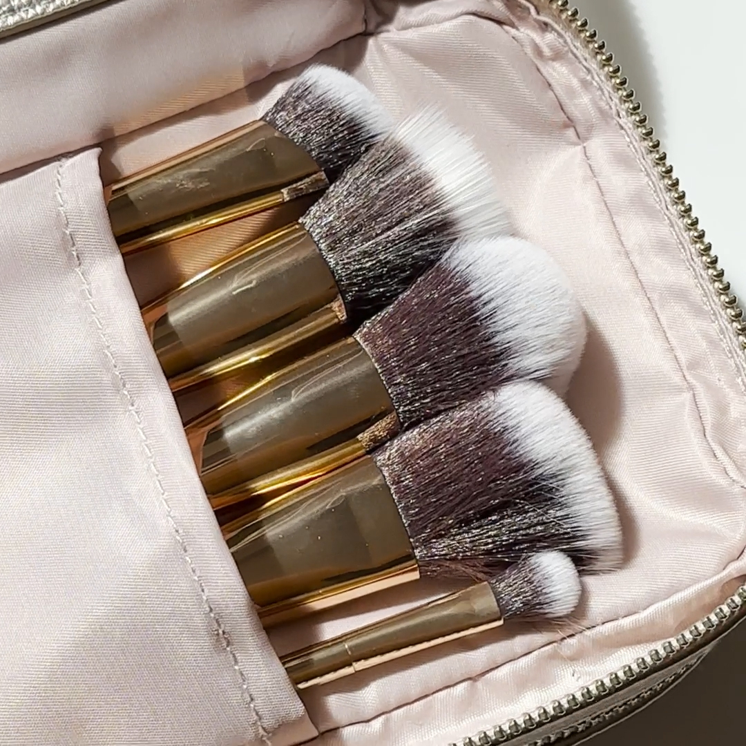 Luxe Travel Makeup Brush Set Luxe Travel Makeup Brush Set