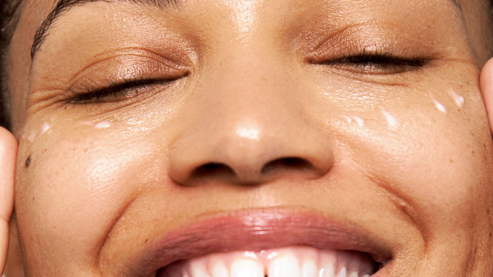 hyaluronic-acid-closeup.jpg Hyaluronic Happiness
