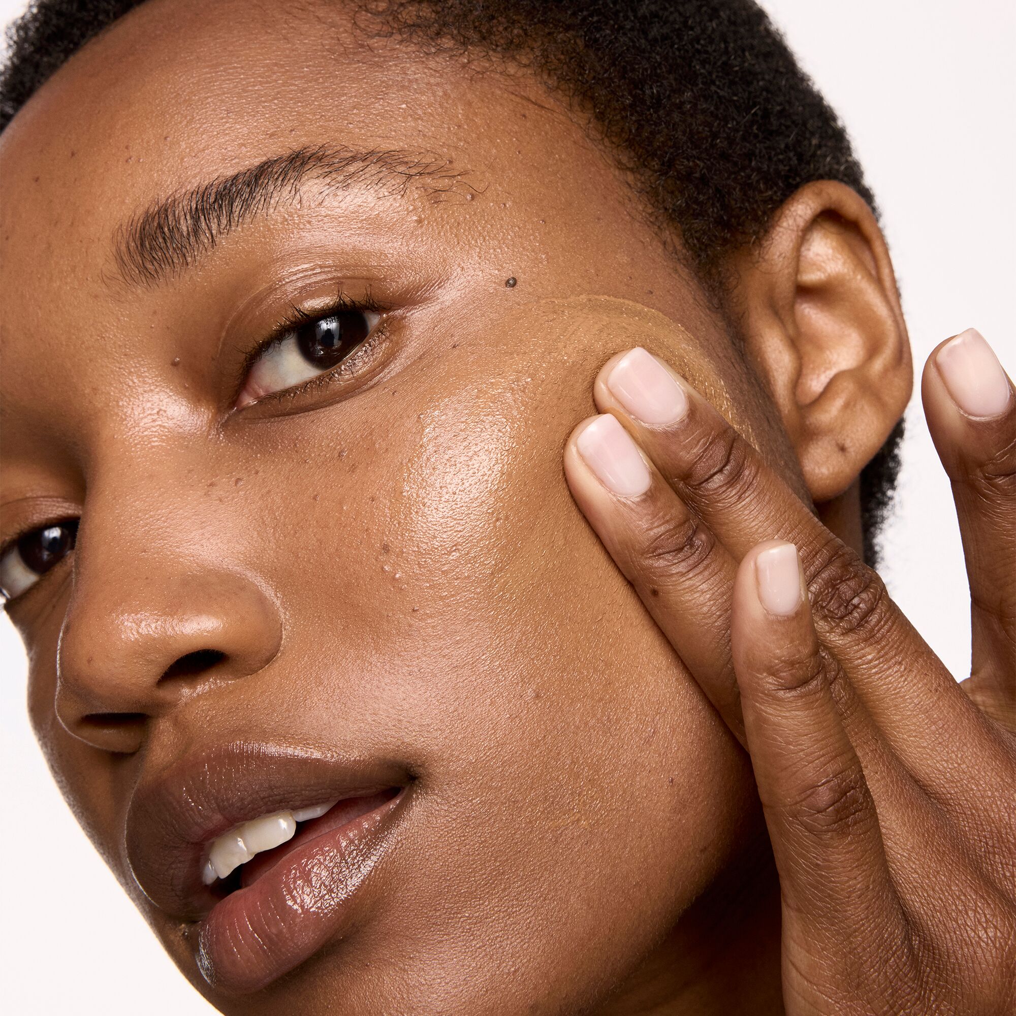 Best Makeup for Sensitive Skin Best Makeup for Sensitive Skin