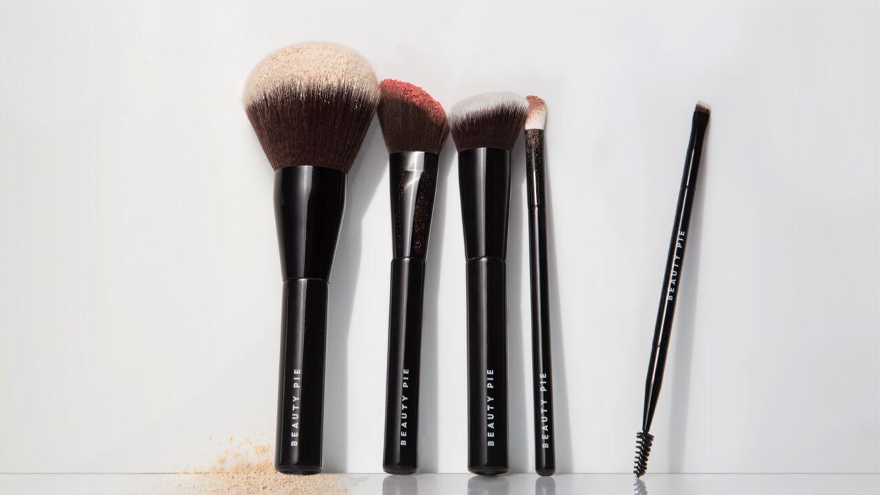 Makeup Brush Selection