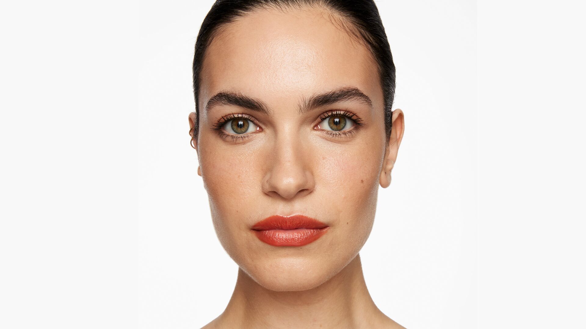 Close up of a woman with summer inspired makeup