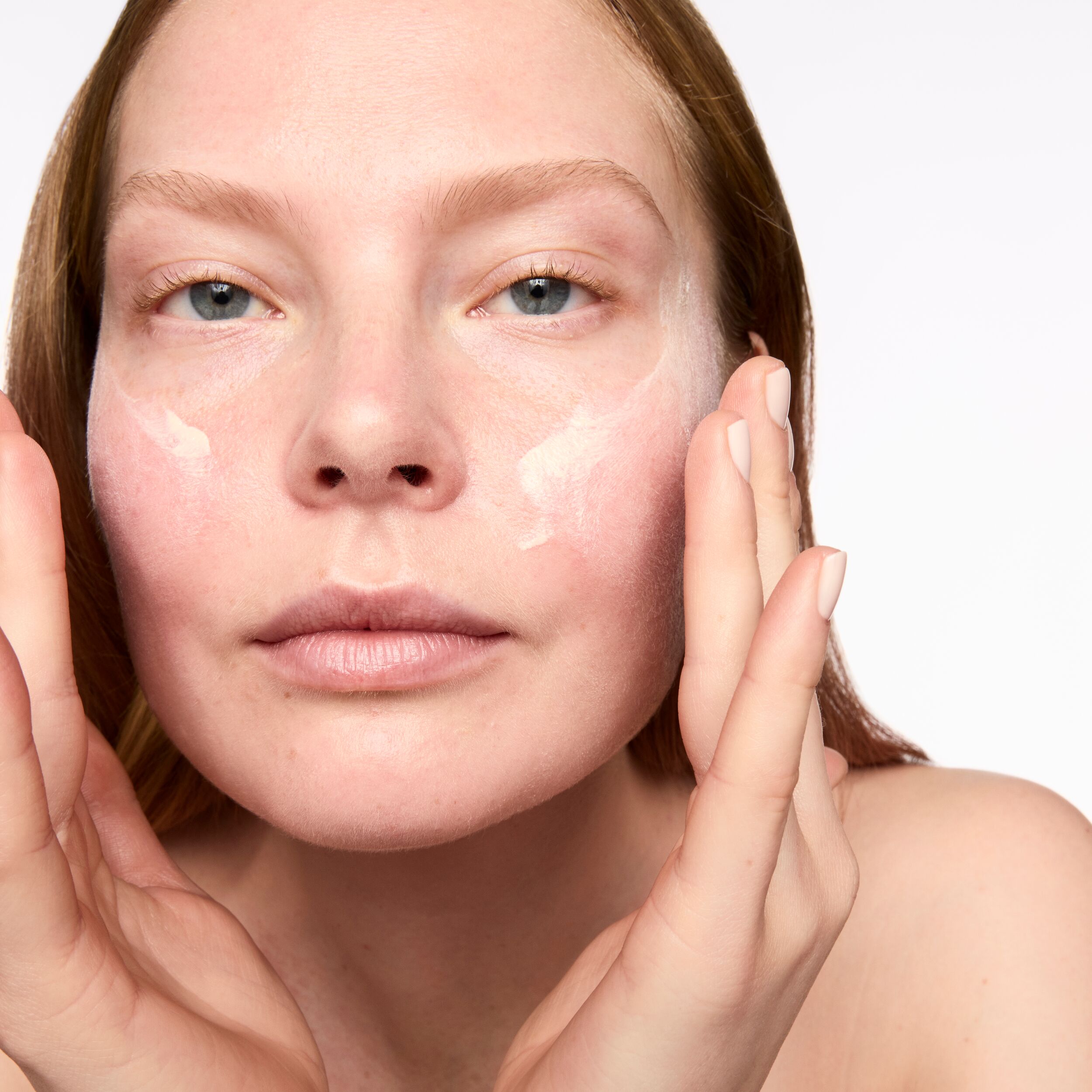 ingredient-iq-skincare-order.jpg The right order to apply skincare