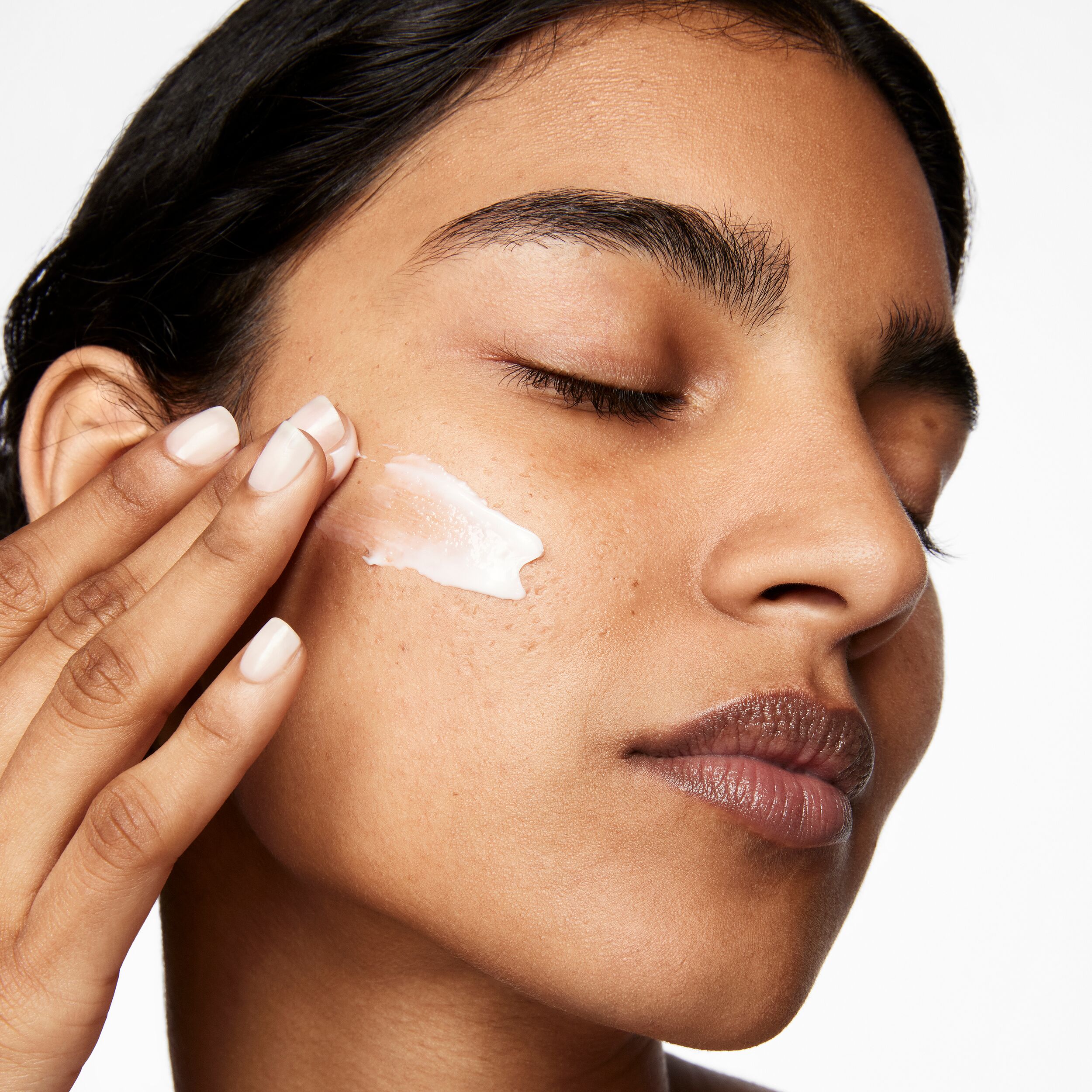 How to Build a Skincare Routine