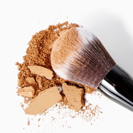 Large All-over Face Powder Brush