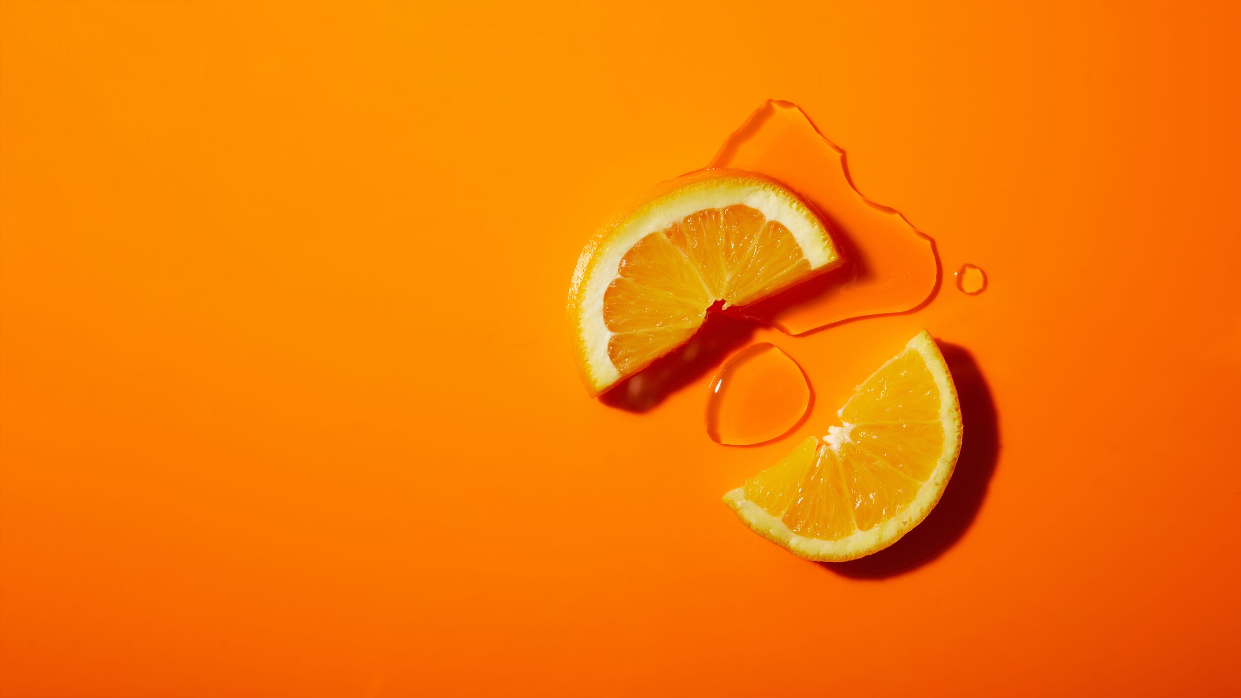 how-to-add-vitamin-c-skincare-routine-hero.jpg How to add Vitamin C to your skincare routine