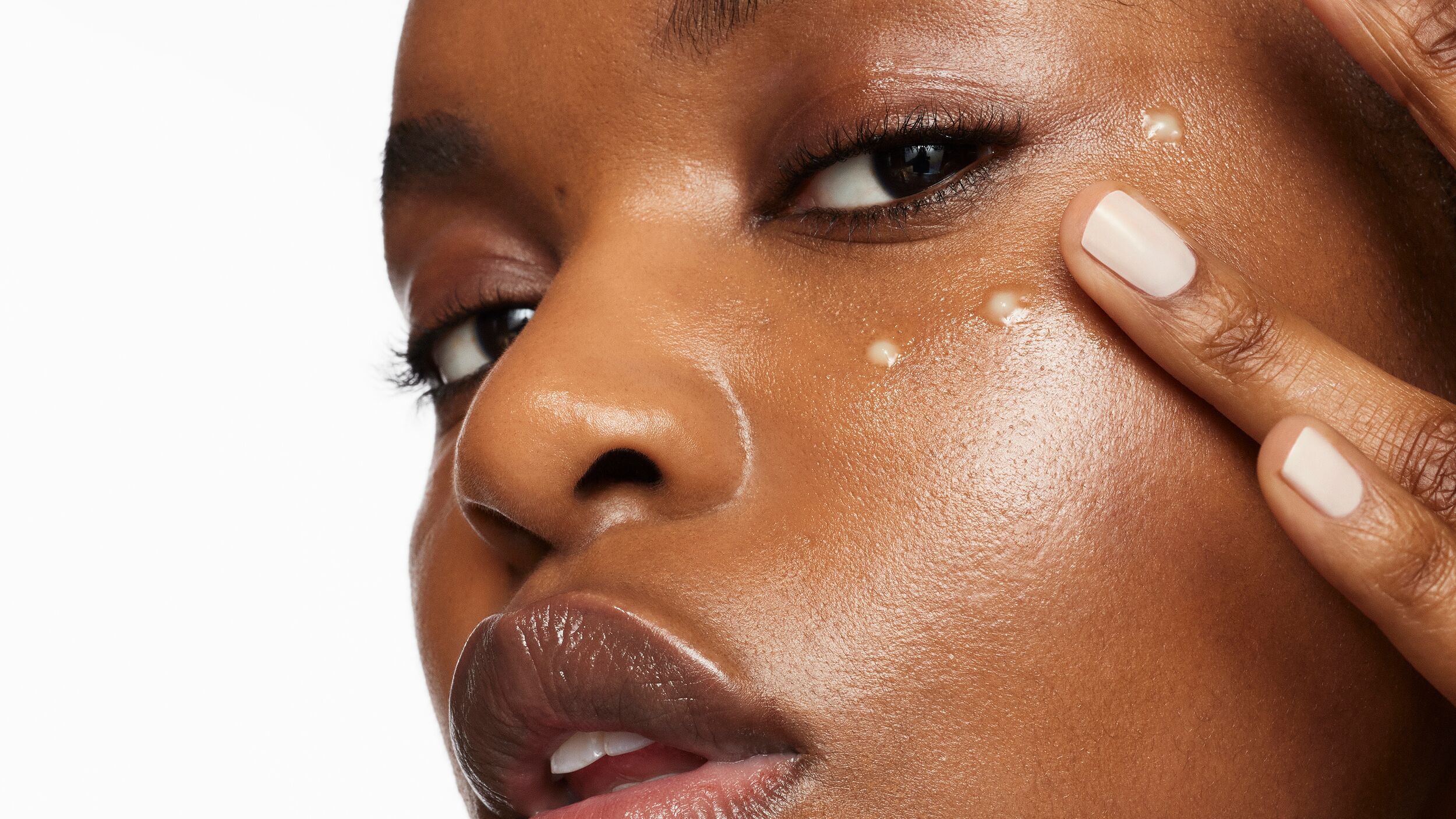 blog-eyeliss-hero.jpg trending_now_eyeliss_blog_16x9_1