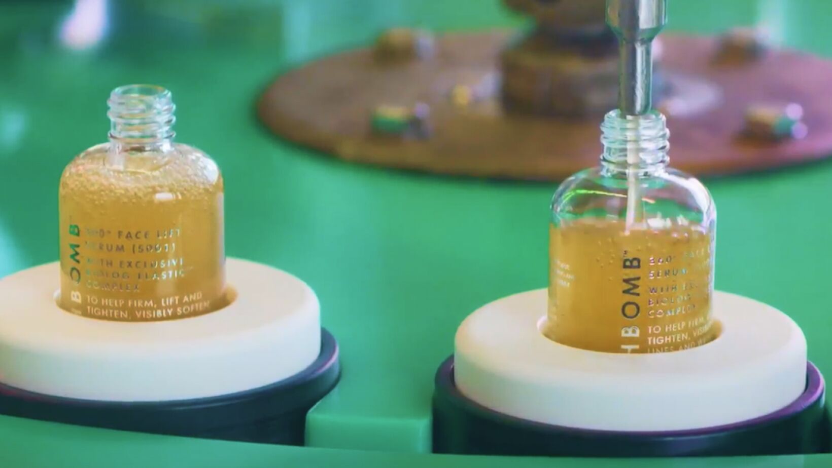 beauty-pie-youthbomb-samples.jpg BEAUTY PIE Youthbom Serum Bottles