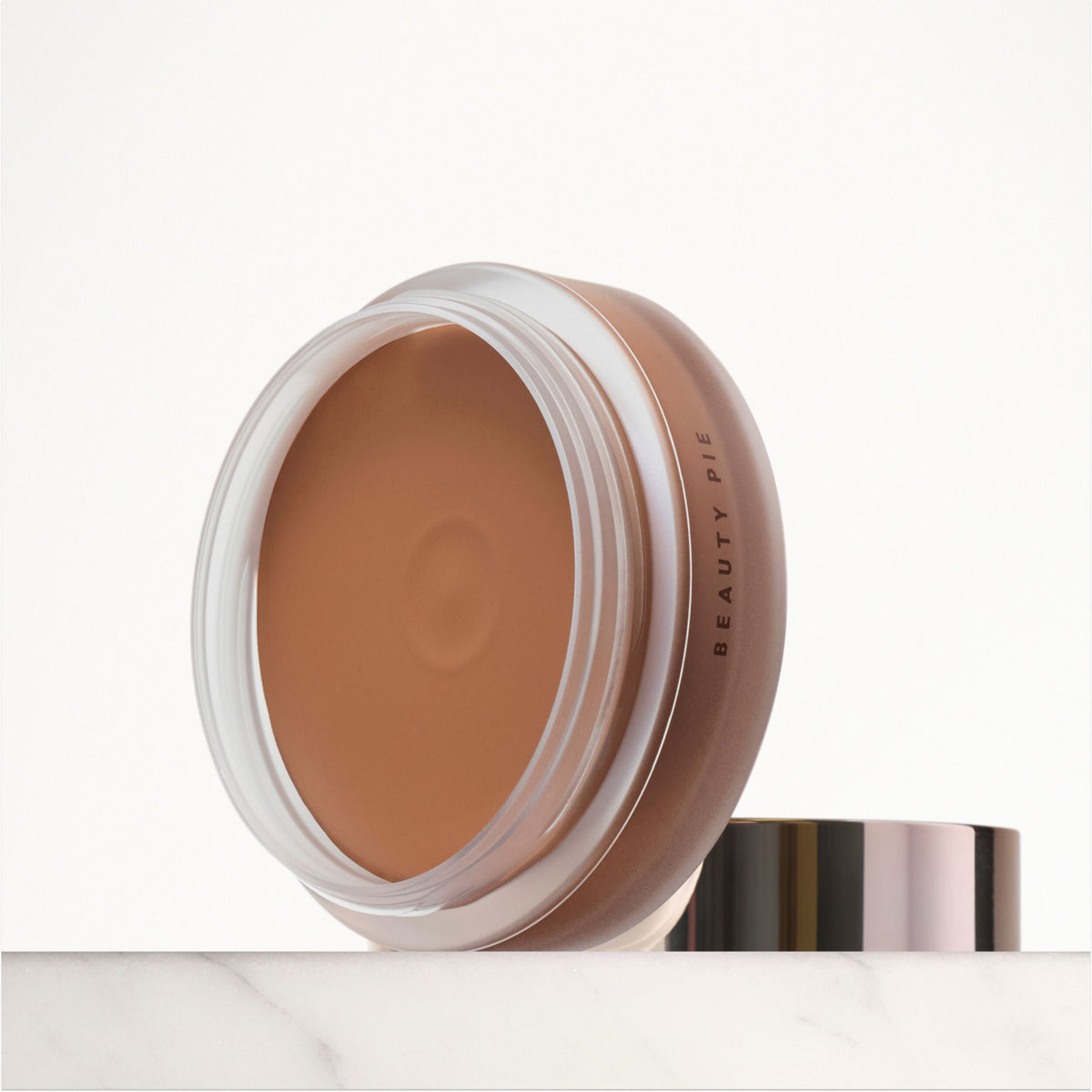Awesome_Bronze_SOLEIL-ALL-DAY_PDP_ECOM_1X1_SHELF_2026_WEB