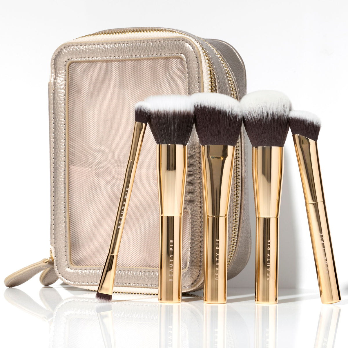 Luxe_Travel_Makeup_Brush_Set_71330_PDP_1X1_ECOM_HORIZON_2025_WEB 60.jpg