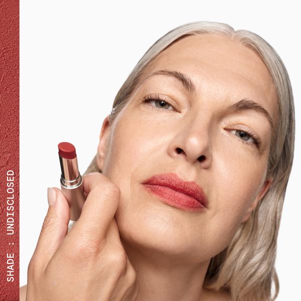 UNLIPSTICK_MATTE_LIP_TINT_UNDISCLOSED_64392_PDP_ECOM_1X1_MODEL_67_2025_WEB1