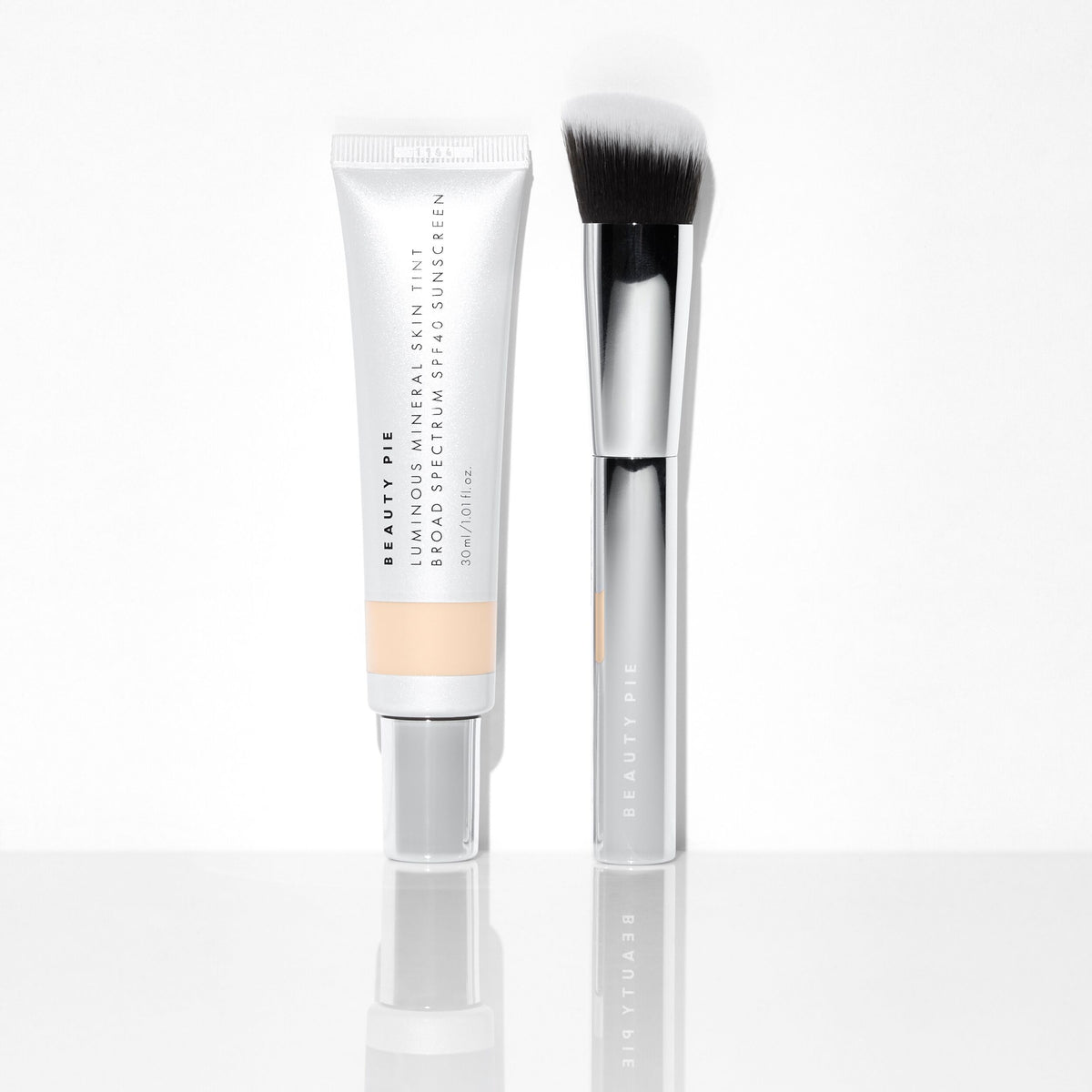Makeup Must Haves SPF 40 Skin Tint & Brush Duo