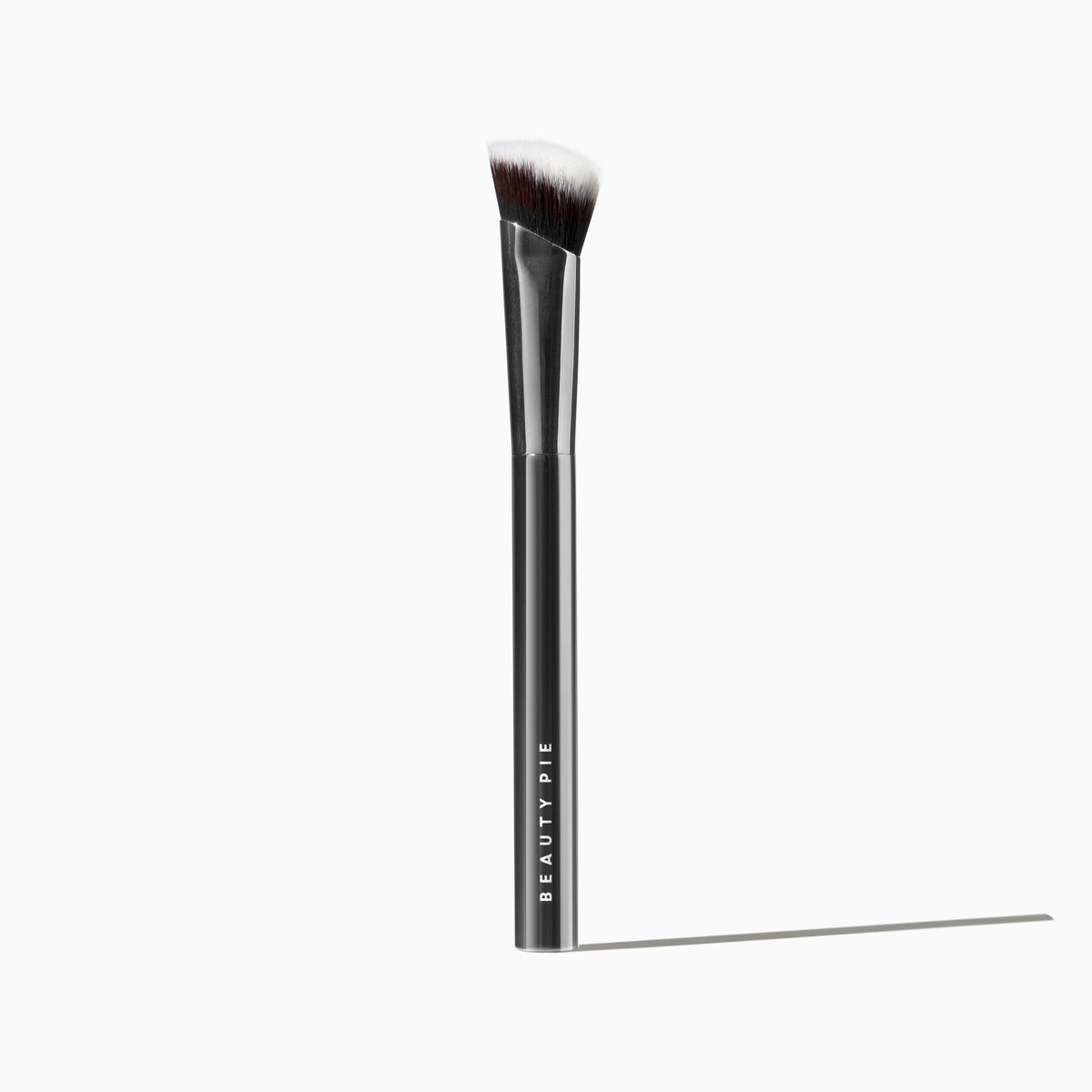 pro_angled_concealer_brush_002_78711_packshot_WEB