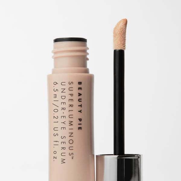 superluminous_under_eye_serum_concealer_light_medium_CSL_macro_1_WEB