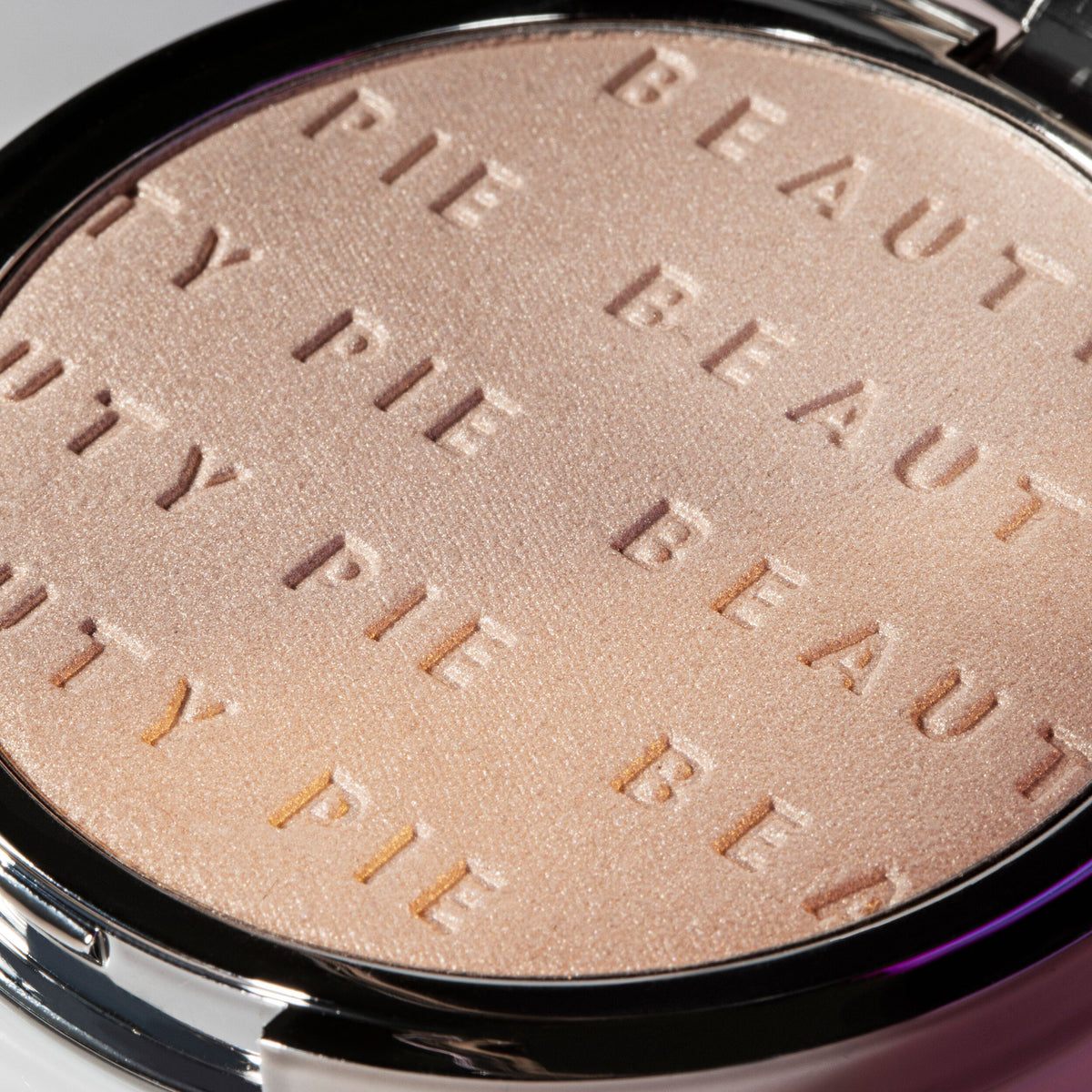 Triple Perfect Glowy Powder